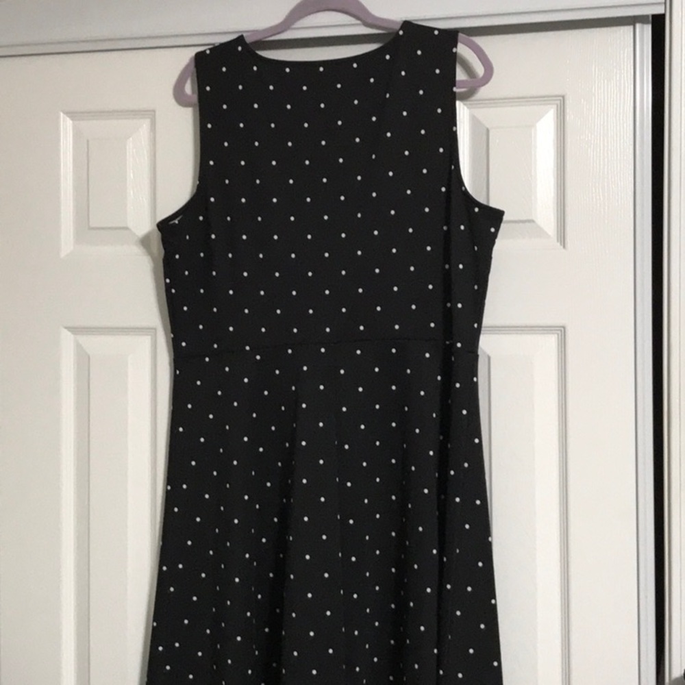 Black/white polka dots dress - Picture 4 of 5
